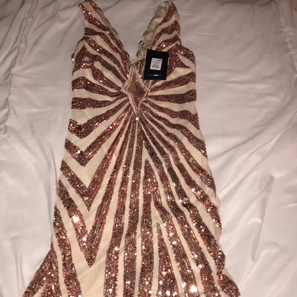 Mini sequins dress